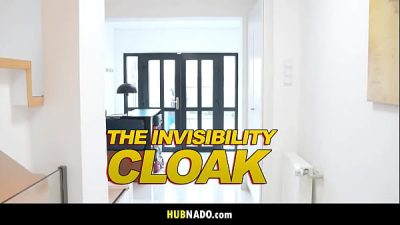 Sofia Lee’s Invisibility Cloak Surprise: Gym Sex with Michael Fly