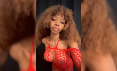 Sexy Boobs of a Petite Naija Escort Zara